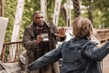 Keith David as Marty with Ethan Hawke in The Lowdown