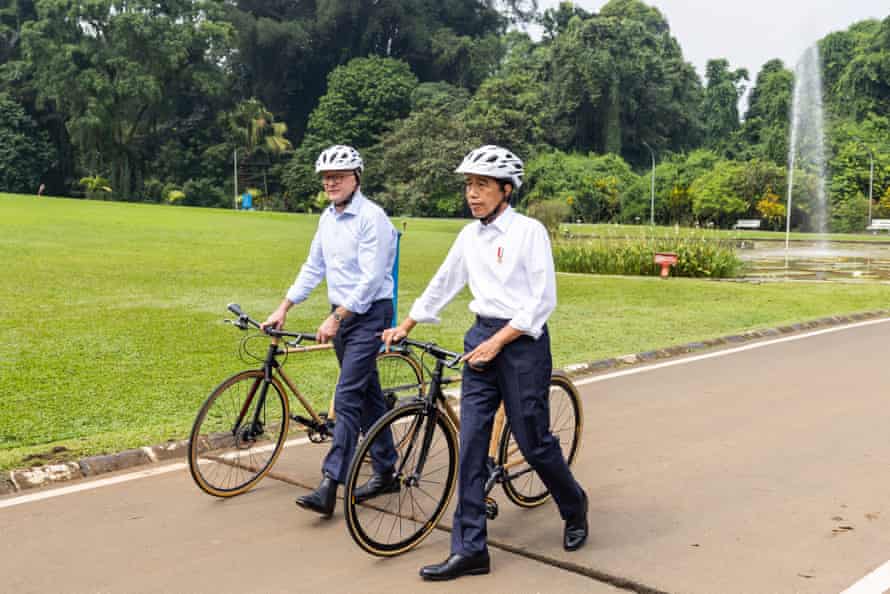 Australian Prime Minister Anthony Albanese and President of Indonesia Joko Widodo ride bicycles around the palace grounds, during the annual leaders’ meeting, at Bogor Palace, Indonesia, Monday, June 6, 2022.