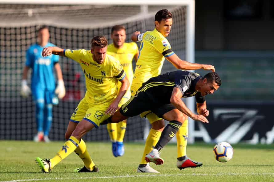 cristiano ronaldo gets immediate induction to fino alla fine at juventus serie a the guardian
