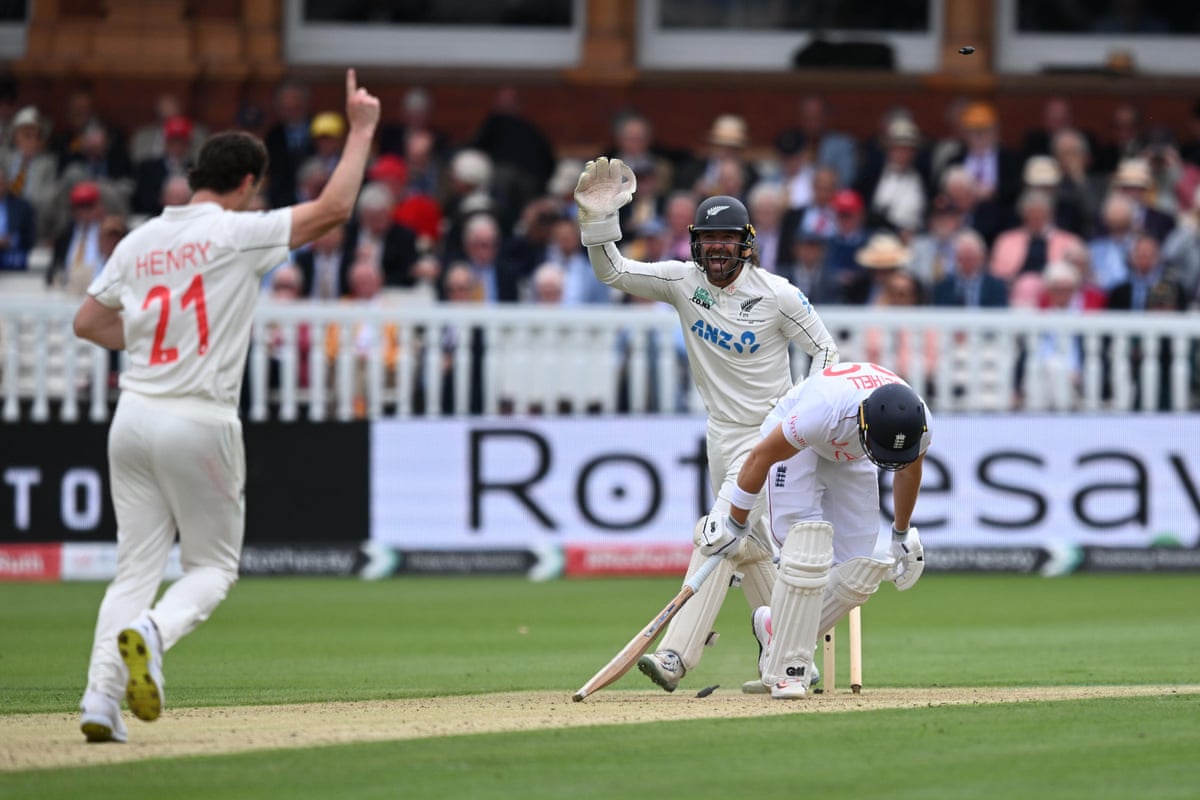 Jacob Bethell is bowled by Matt Henry