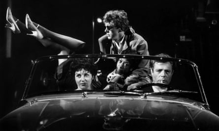 Todos los caminos llevan a Roma... Yvonne Furneaux y Marcello Mastroianni en La Dolce Vita.