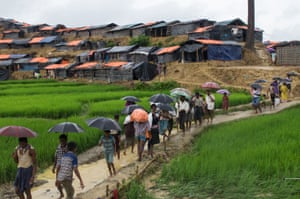 Rohingya Entering Bangladesh by Azim Khan Ronnie