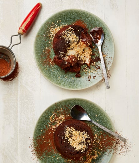 Fondant au chocolat au café de Yotam Ottolenghi et mascarpone au tahini.