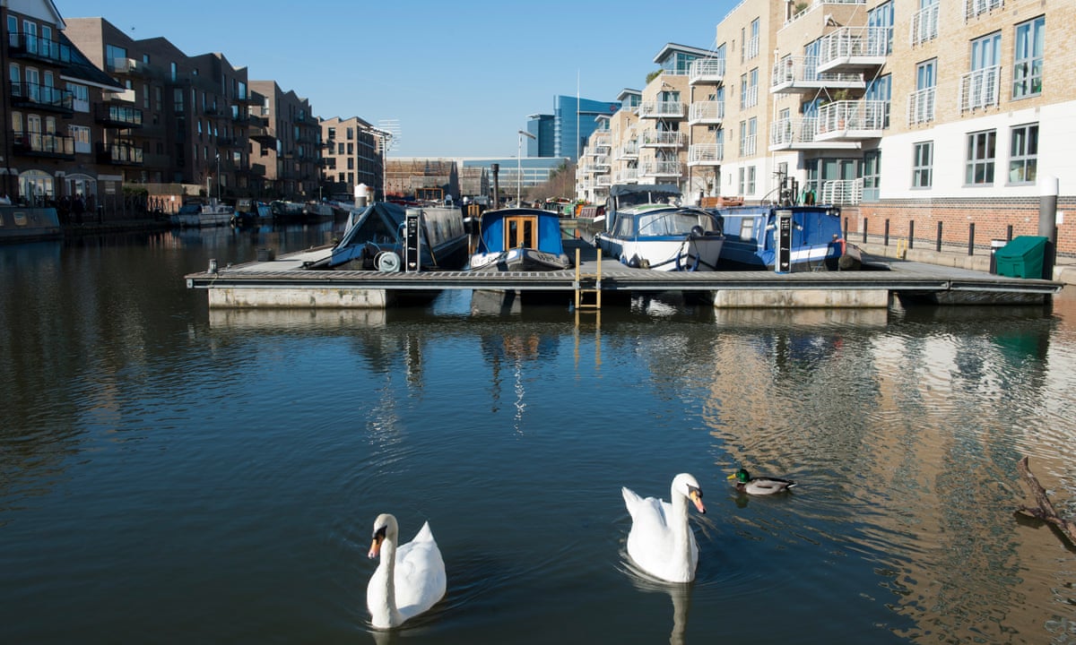 Is it safe to live in Brentford?