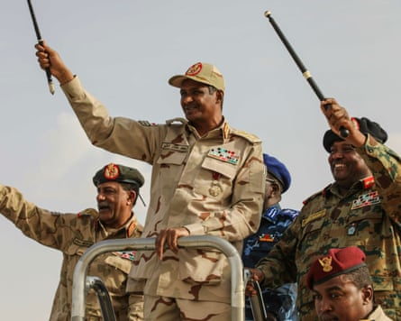 Mohamed Hamdan Dagalo with other men in military uniforms