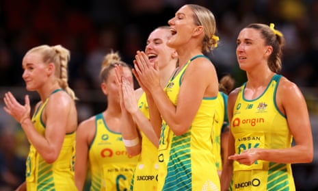 The Australian Diamonds netball team will now be sponsored by Visit Victoria after Hancock Prospecting ended a sponsorship deal amid a player backlash. 