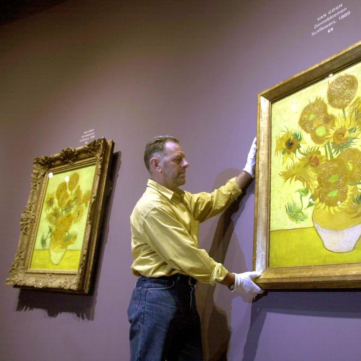 Hanne Hansen Van Gogh Sunflowers Analysis X Rays Show That Van Gogh hanne-hansen-van-gogh-sunflowers-analysis-x-rays-show-that-van-gogh