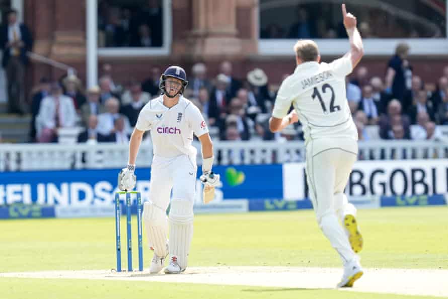 That’s out! Crawley goes for 43.