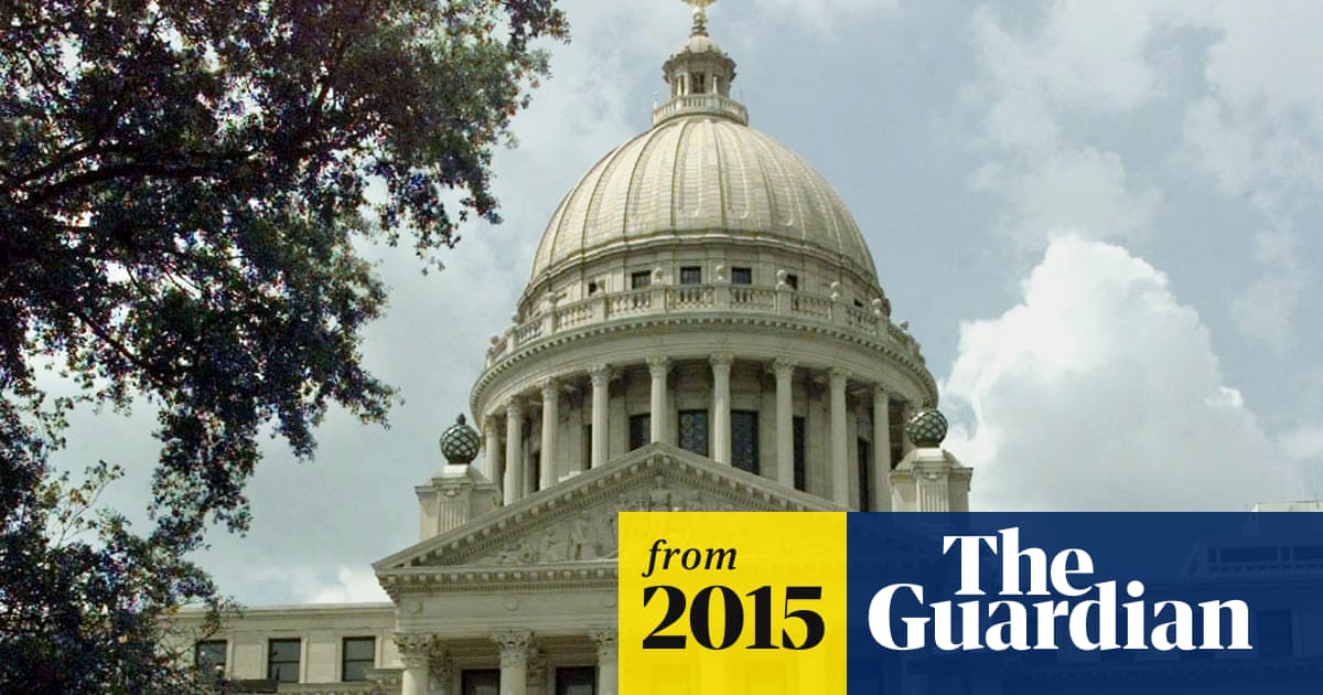 Mississippi trucker wins Democratic gubernatorial primary after spending $0