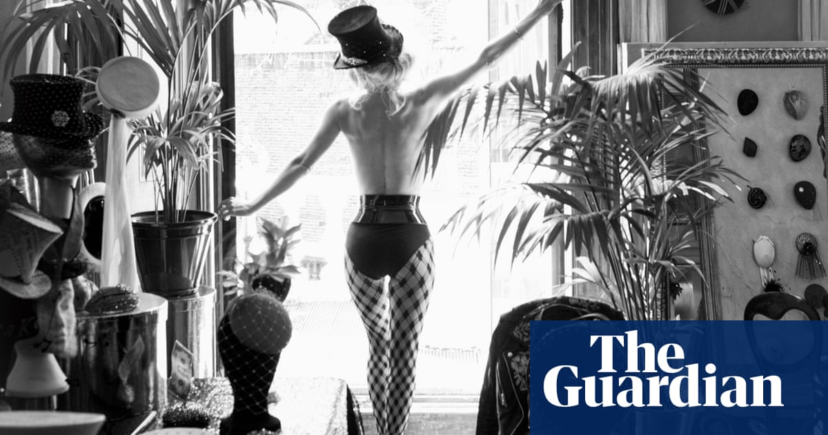 Legends: famous faces shot by photographer Zoë Law – in pictures