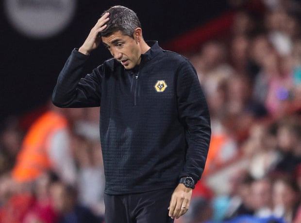 Bournemouth earn a point but Wolves’ Bruno Lage sees his side booed off | Premier League 1 Bruno Lage saw his Wolves side booed by their own fans.