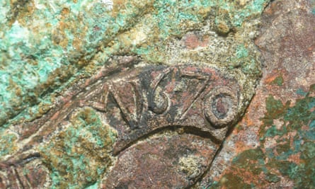 The date 1670 on a cannon from the shipwreck.