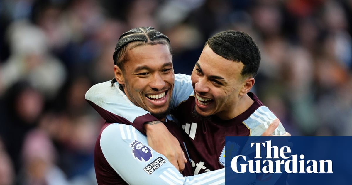 Boubacar Kamara adds to Wolves’ woe with superb Aston Villa winner