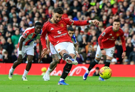 Fernandes scores from the spot.