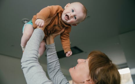 Play With Me, Mommy: What Your Child is Really Saying 
