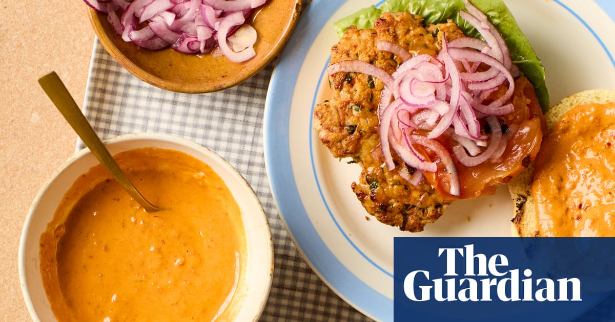 Honey & Co’s recipes for smashed chicken burgers and grilled asparagus salad | Food Honey & Co’s recipes for smashed chicken burgers and grilled asparagus salad | Food