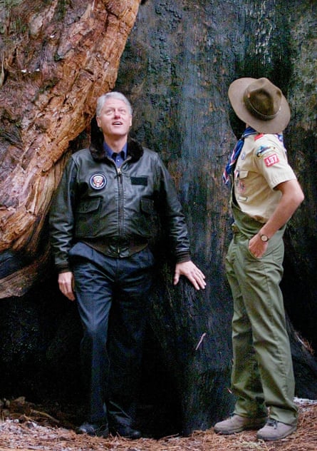 Bill Clinton signed a proclamation announcing the park’s designation as a national monument to be managed by the United States Forest Service.