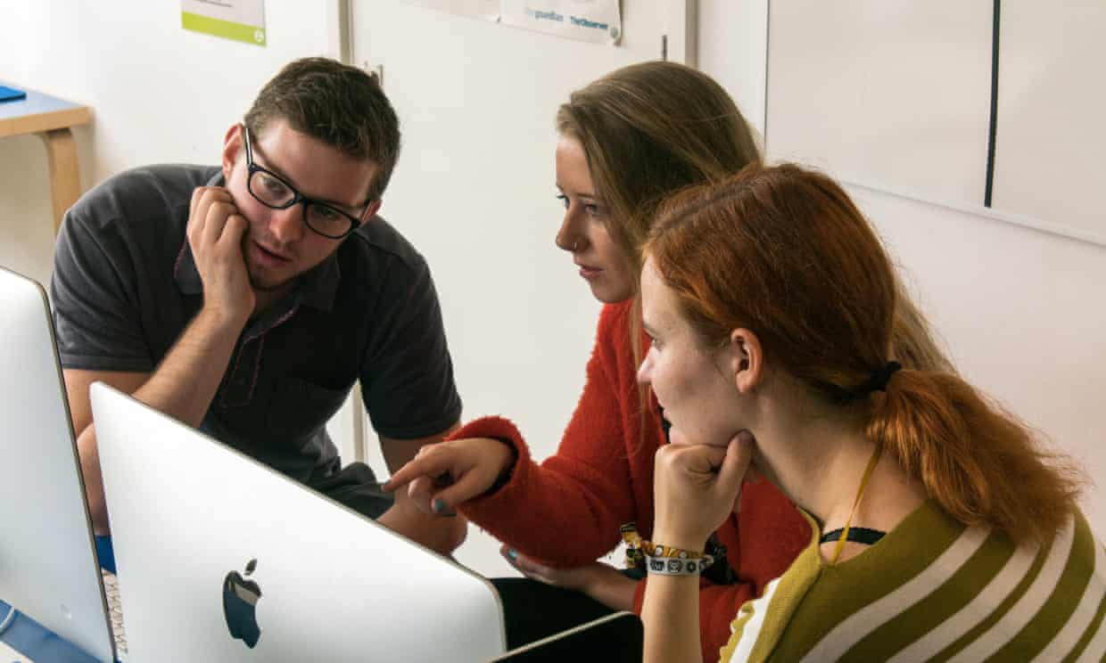 Investigating solutions with students at the Guardian Coding Workshop