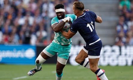 South Africa squeezes Scotland to open Rugby World Cup defense
