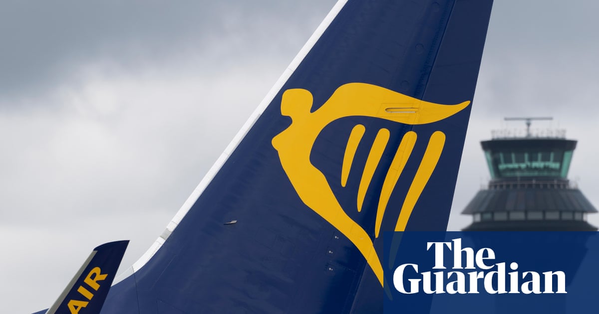 Ryanair flight landed at Manchester airport with six minutes of fuel left, flight log suggests