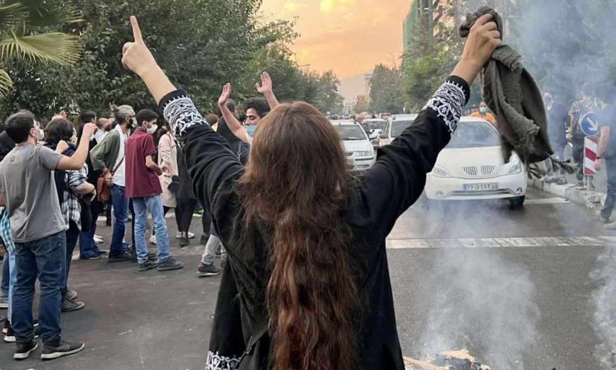 Iran female protesters