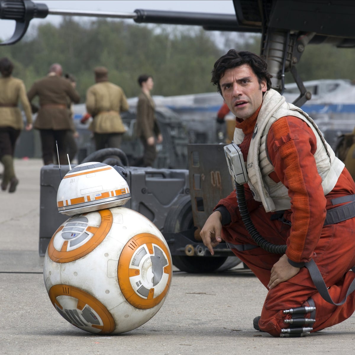 Oscar Isaac reveals what Star Wars: The Force Awakens and Lost have in  common | Movies | The Guardian