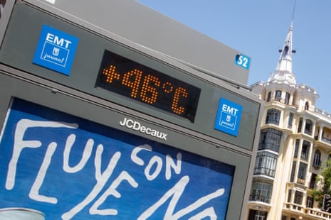 The temperature in Madrid displayed as 46C on an LED board.