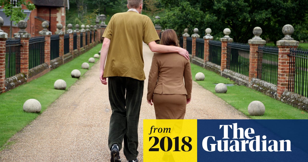 Tall people at greater risk of cancer 'because they have more cells'