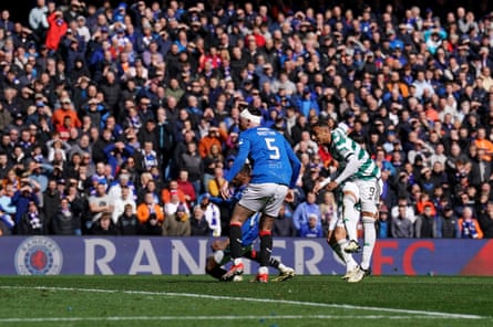 Celtic’s Adam Idah fires home to put Celtic ahead late on