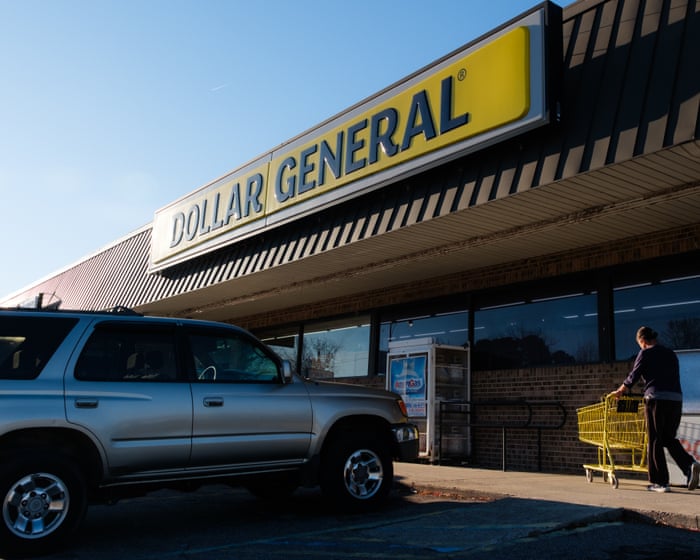 FTC and 20 states sue Dollar General, accusing bargain chain of overcharging customers