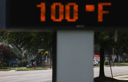 sign outside reads 100F