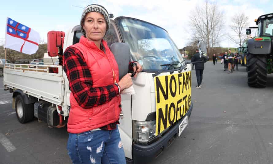 Protester Linda Lewin joins farmers and tradies in a convoy through Warkworth in Auckland.