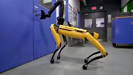 New dog-like robot from Boston Dynamics can open doors – video