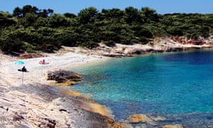 Beach at Vela Luka, Proizd.