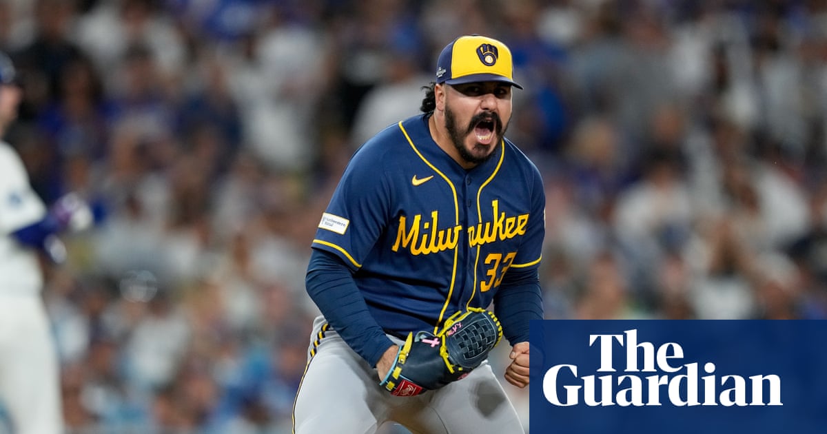 Brilliant Brewers reach first World Series since 1982 as Dodgers blow 4-0 lead