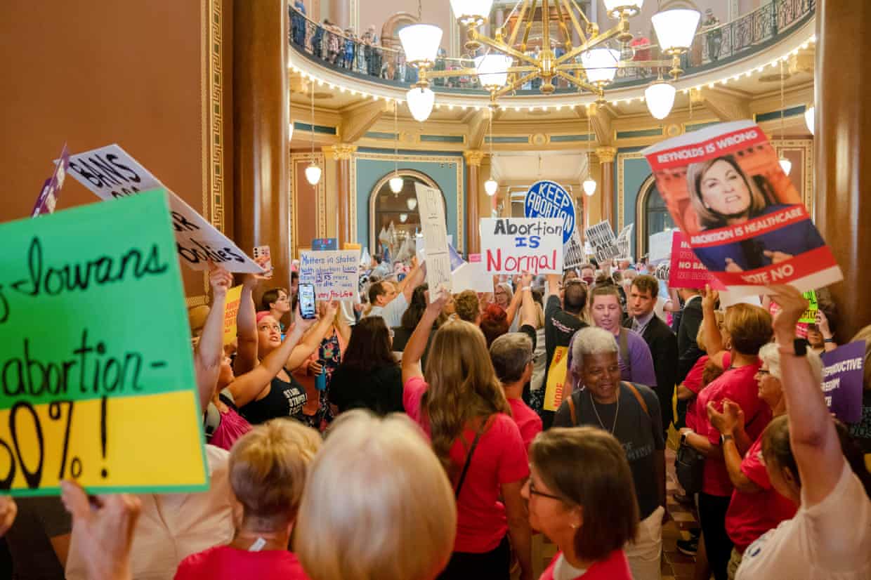 Lawsuit filed in Iowa to block Republicans’ six-week abortion ban (theguardian.com)