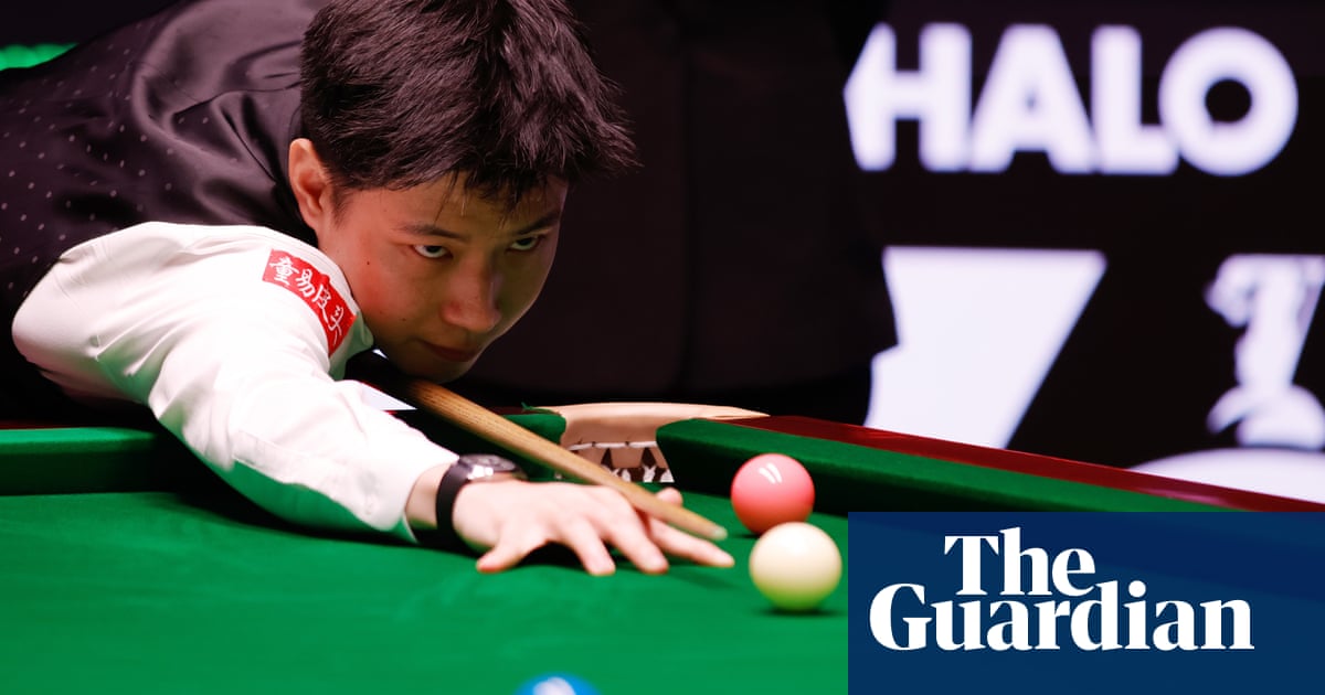 Zhao Xintong takes 11-6 lead over Mark Williams in world championship final