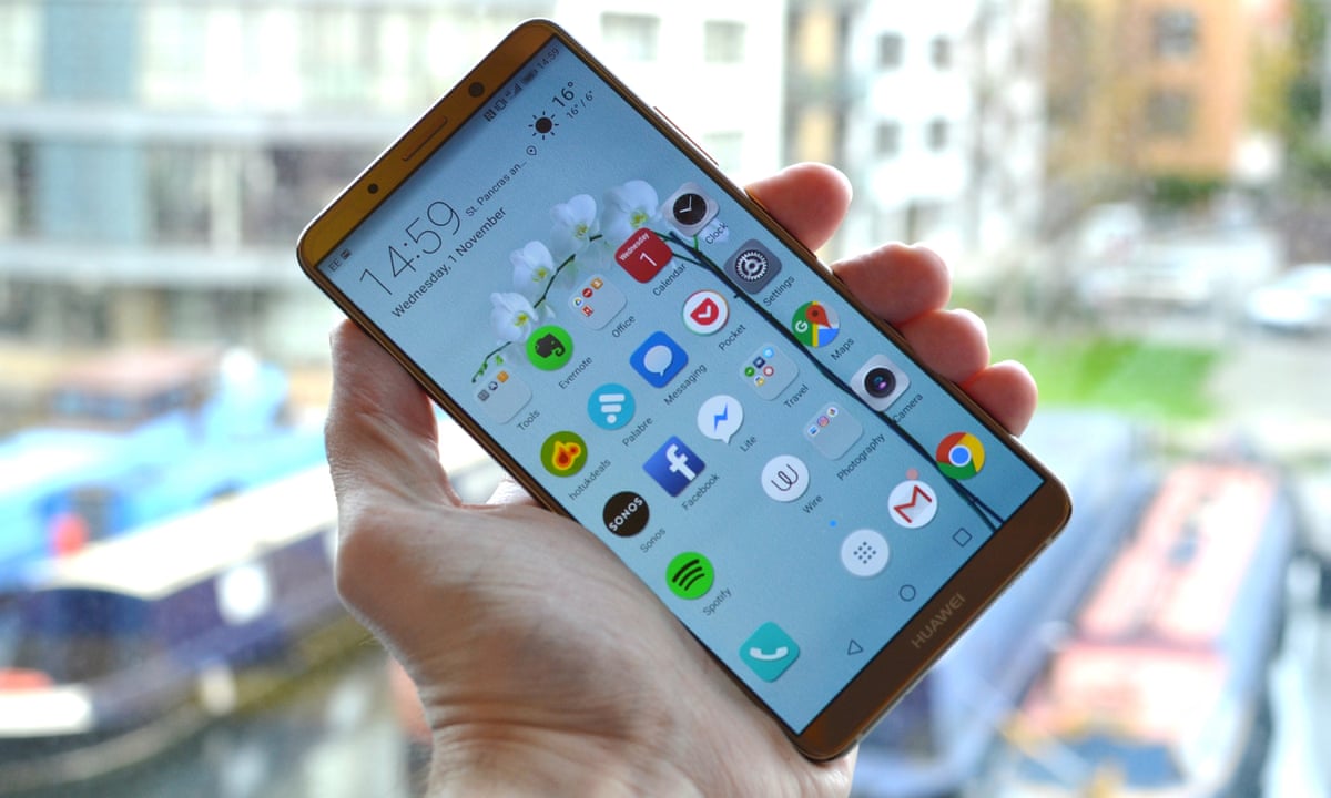 Nodig hebben Zeg opzij half acht Huawei Mate 10 Pro review: say hello to two-day battery life | Huawei | The  Guardian