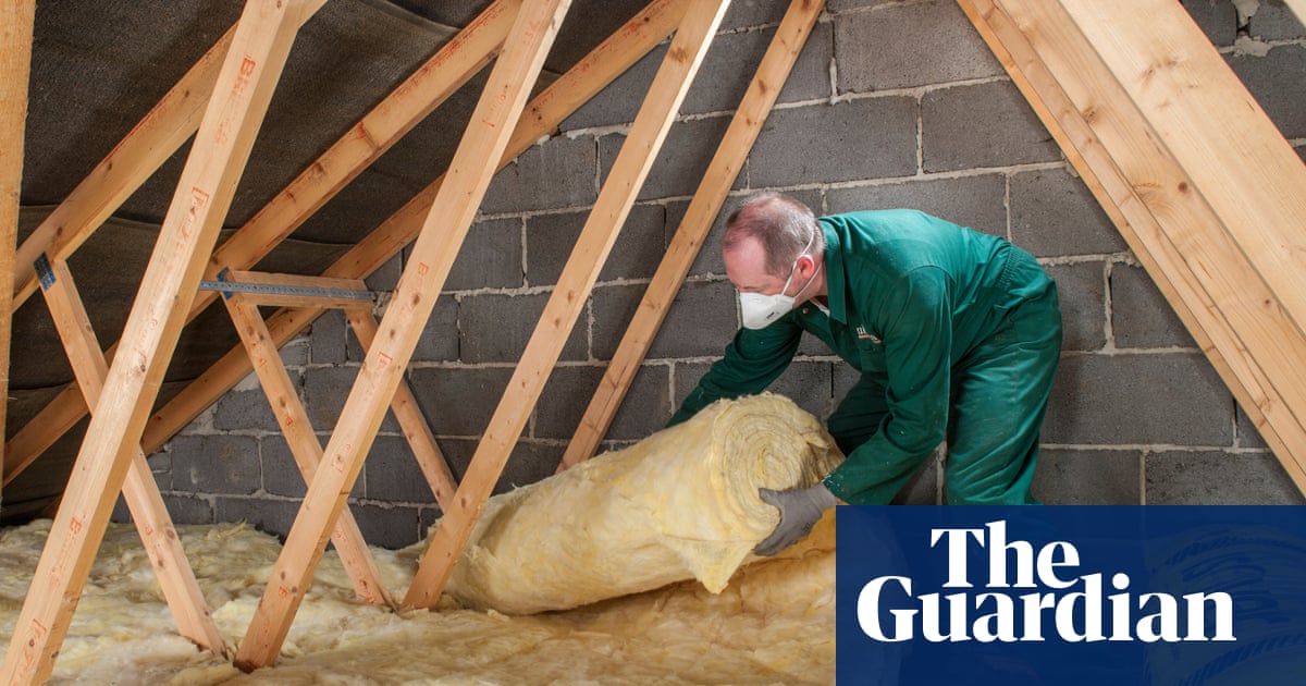 संदिग्ध £44 मिलियन यूके होम इंसुलेशन घोटाले में चार लोगों को गिरफ्तार किया गया