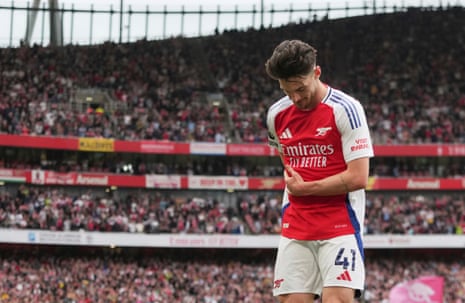 Arsenal's Declan Rice celebrates after scoring the opening goal against Bournemouth.