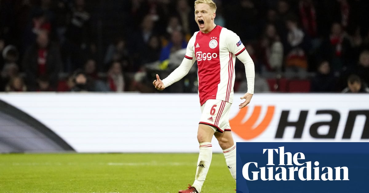 Manchester United agree £35.7m fee to sign Donny van de Beek from Ajax