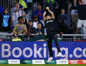 Trent Boult is on the boundary to take the catch from Carlos Brathwaite and win the game for New Zealand.