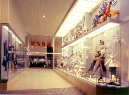 A Zara storefront