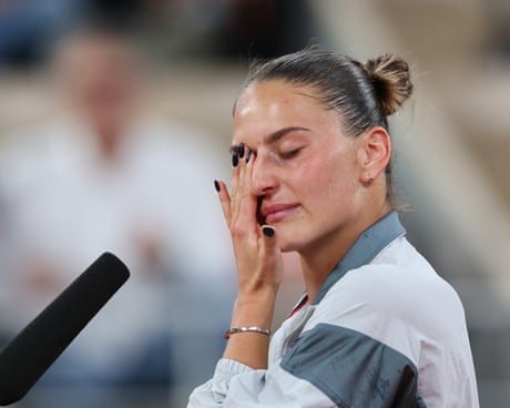 Marta Kostyuk wipes away tears after beating Elina Svitolina