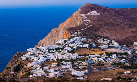 Chora town on Folegandros with the church of Panagia above.