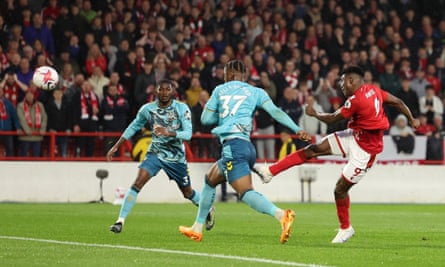 Nottingham Forest boost survival hopes with wild win against Southampton | Premier League 2 Taiwo Awoniyi scores his second goal in quick succession