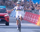 Tadej Pogacar Conquista il Ciclismo con la Quinta Vittoria Consecutiva al Giro di Lombardia