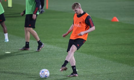 Kevin De Bruyne trains ahead of Belgium's opening game against Canada on Wednesday.