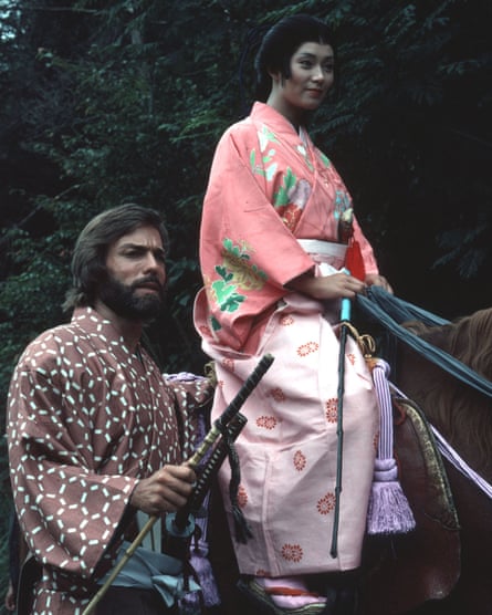Richard Chamberlain, left, with Yoko Shimada in Shogun, 1980.