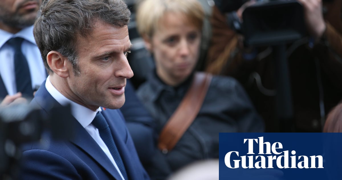 Macron hints at compromise over plan to raise retirement age